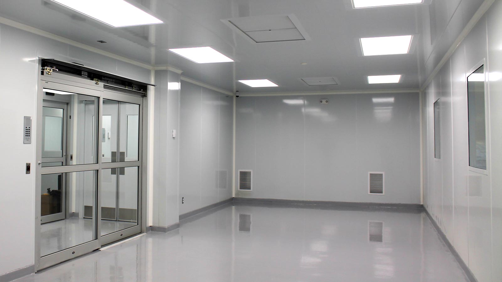 Custom Builds Clean Rooms Laboratory Atmosphere
